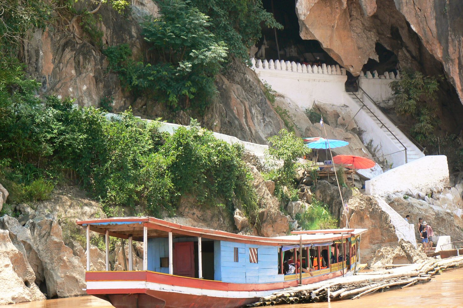 Mekong river cruise in Laos
